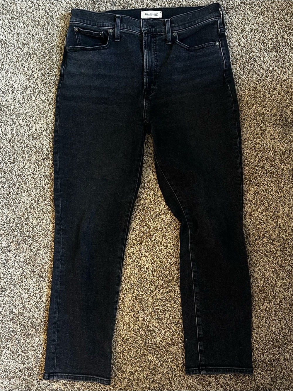 Madewell Women’s Straight-Leg Jeans in Black Wash